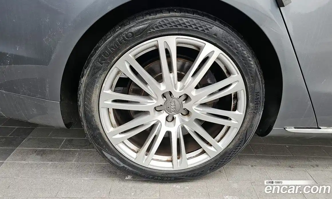 Audi A8 2014 4.0 Автомат в Москве № 226426, фото 15