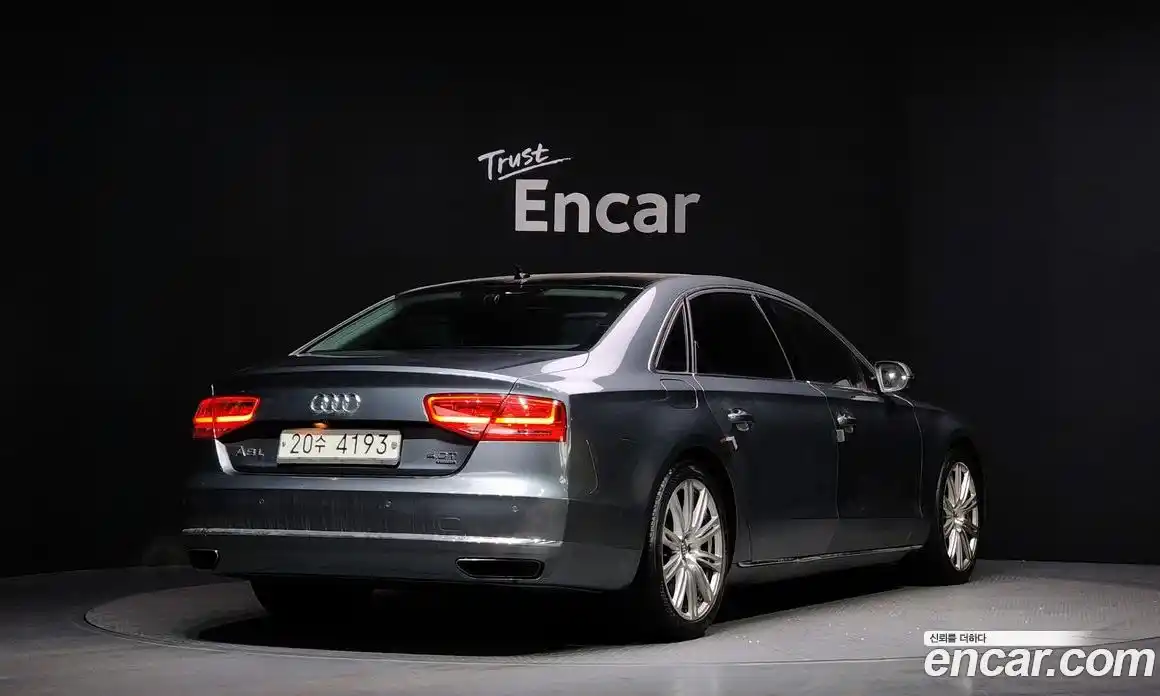 Audi A8 2014 4.0 Автомат в Москве № 226426, фото 10