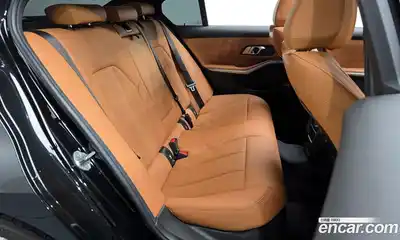 BMW 3-Series 2023 2.0 Автомат в Москве № 228783, миниатюра 2