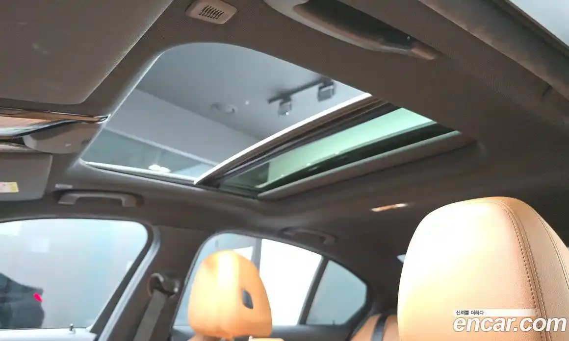 BMW 3-Series 2023 2.0 Автомат в Москве № 228783, фото 8