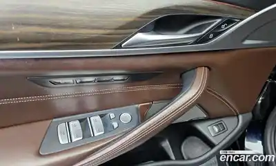 BMW 5-Series 2020 2.0 Автомат в Москве № 229098, миниатюра 3