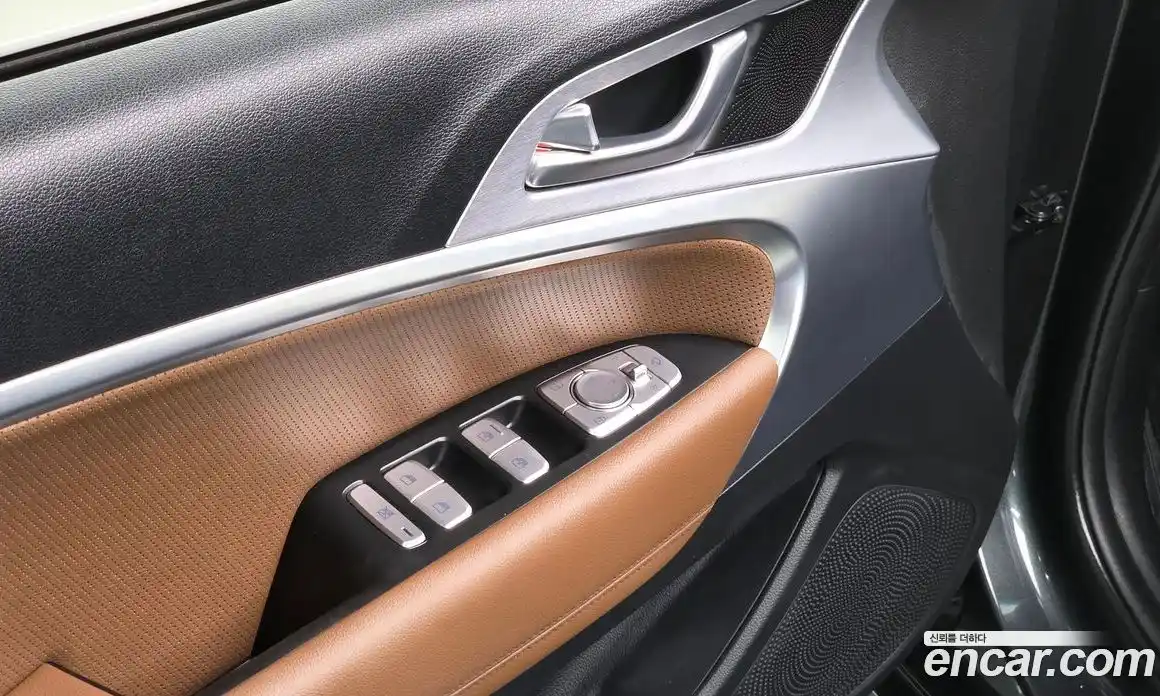 Genesis G70 2019 2.0 Автомат в Москве № 22936, фото 17