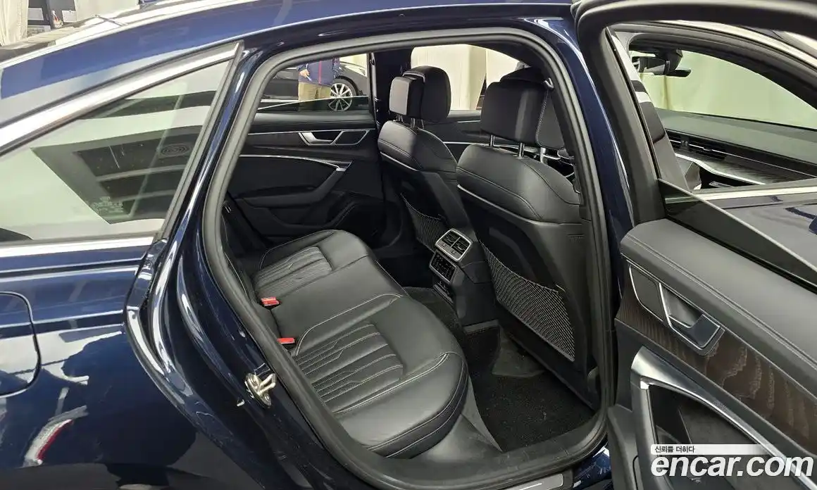 Audi A6 2022 2.0 Автомат в Москве № 229738, фото 18