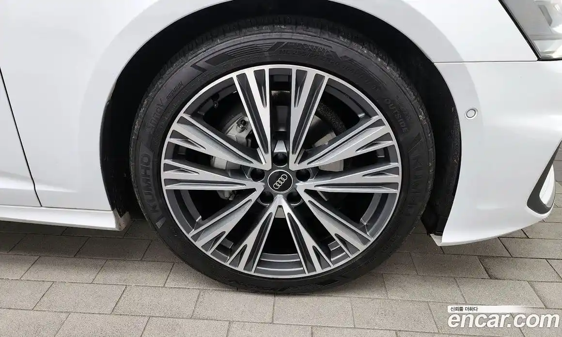 Audi A6 2023 2.0 Автомат в Москве № 229754, фото 4