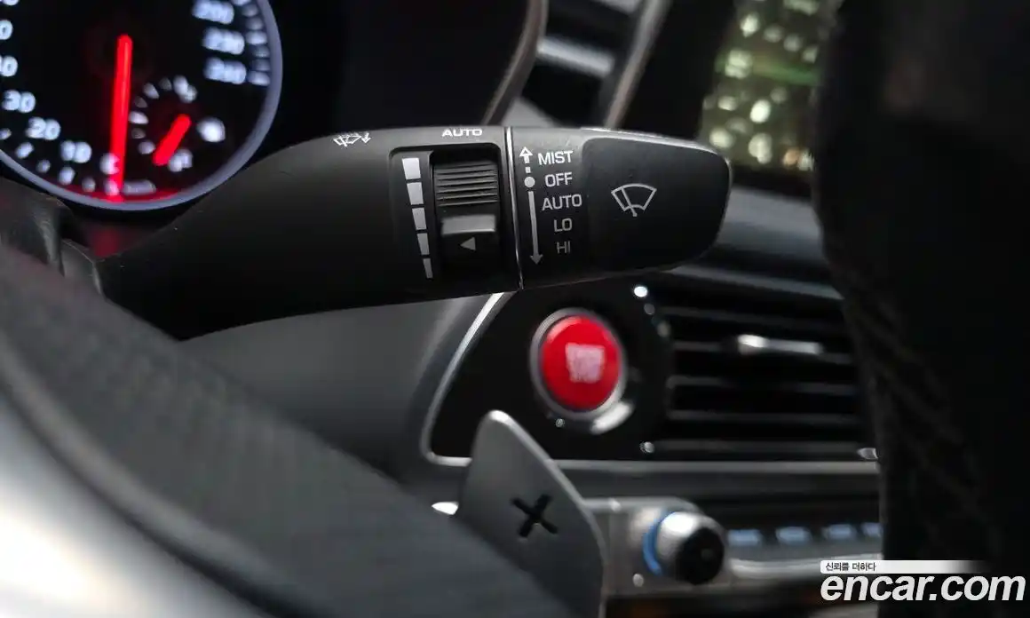 Genesis G70 2018 2.0 Автомат в Москве № 22992, фото 16