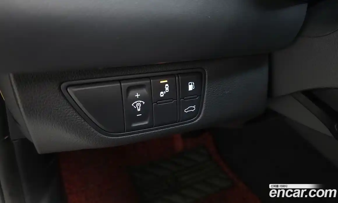 Genesis G70 2018 2.0 Автомат в Москве № 22992, фото 17