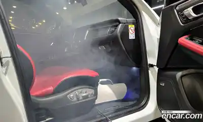 Porsche Macan 2021 2.0 Автомат в Москве № 231013, миниатюра 3