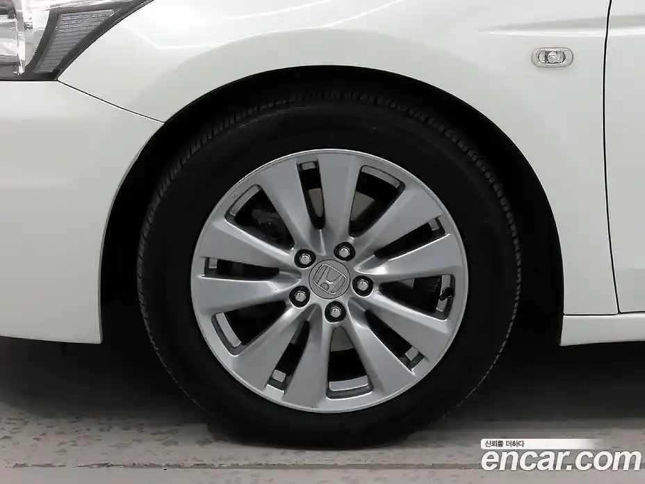 Honda Accord 2012 2.4 Автомат в Москве № 232986, фото 20