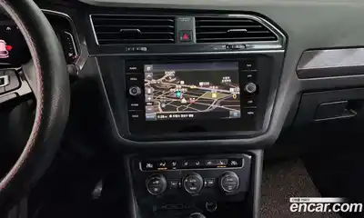 Volkswagen Tiguan 2020 2.0 Автомат в Москве № 254588, миниатюра 8