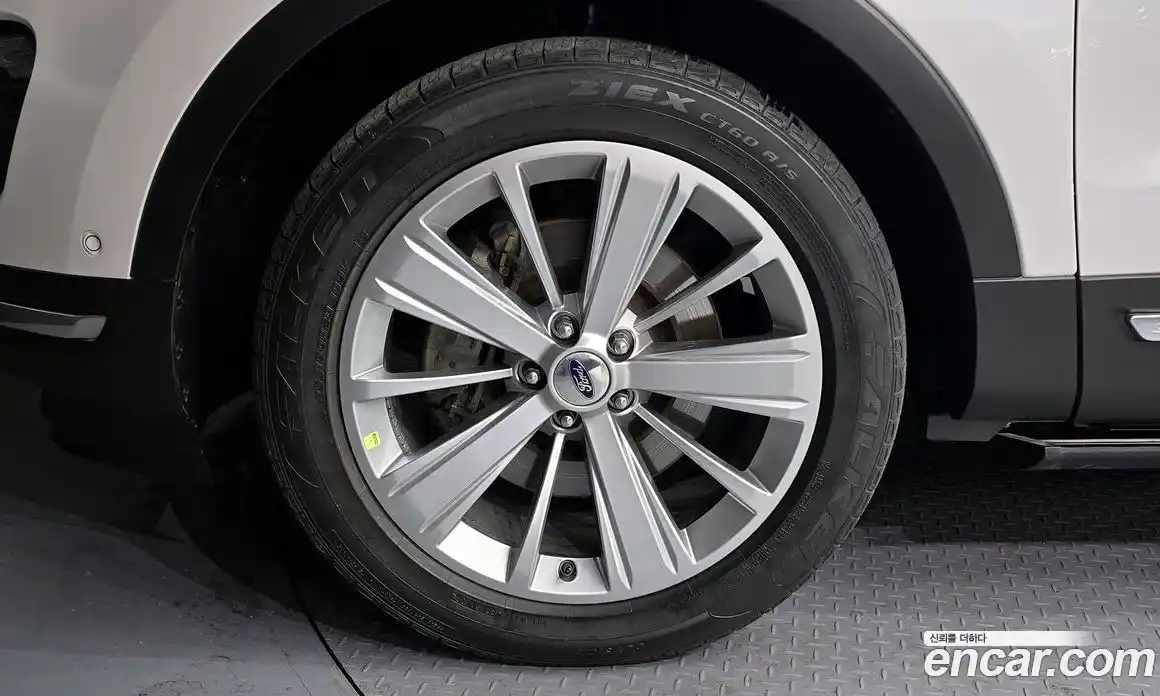 Ford Explorer 2018 2.3 Автомат в Москве № 255616, фото 12