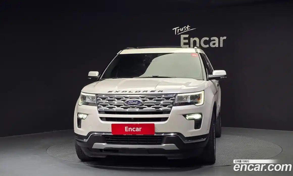 Ford Explorer 2018 2.3 Автомат в Москве № 255616, фото 16