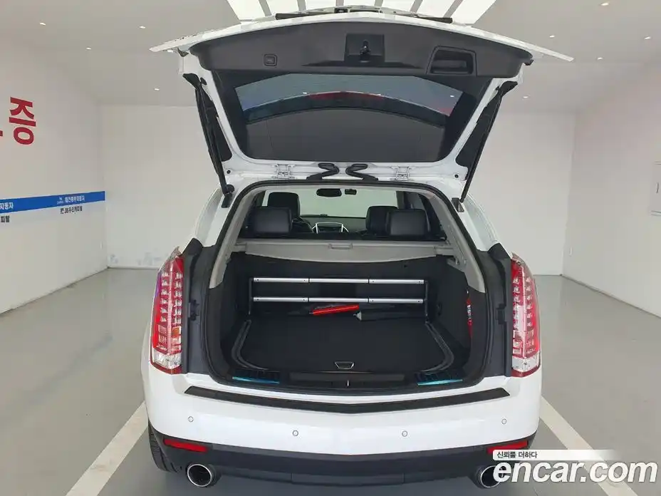 Cadillac SRX 2012 3.0 Автомат в Москве № 256559, фото 16