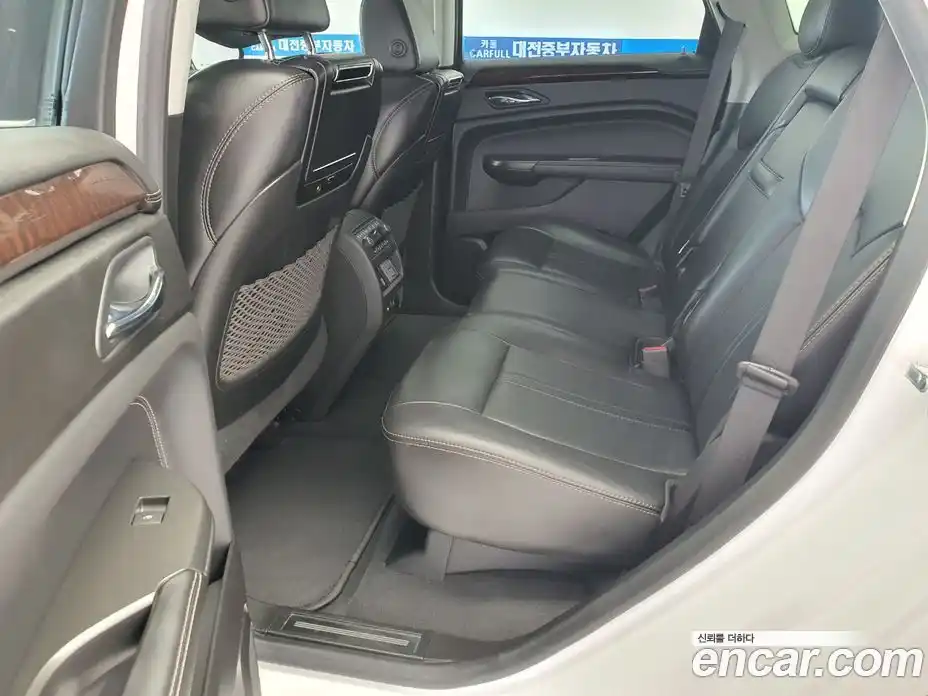 Cadillac SRX 2012 3.0 Автомат в Москве № 256559, фото 10