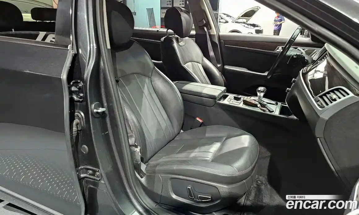 Genesis G80 2017 3.3 Автомат в Москве № 26727, фото 15