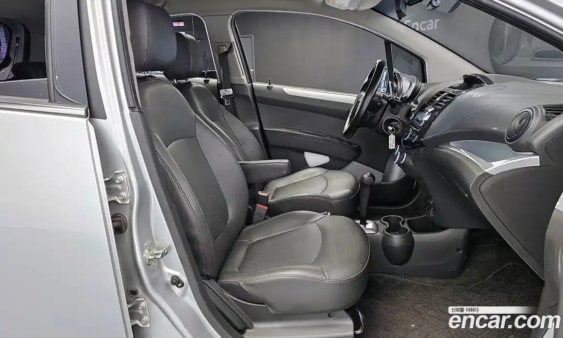 Chevrolet Spark 2014 1.0 Автомат в Москве № 26861, фото 11