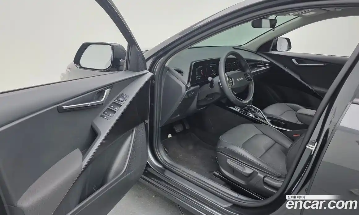 Kia Niro 2025 1.6 Автомат в Москве № 269778, фото 16