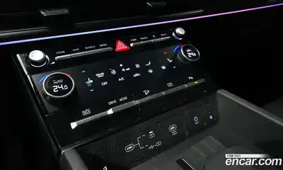 Hyundai Santa Fe 2024 1.6 Автомат в Москве № 2720, миниатюра 6