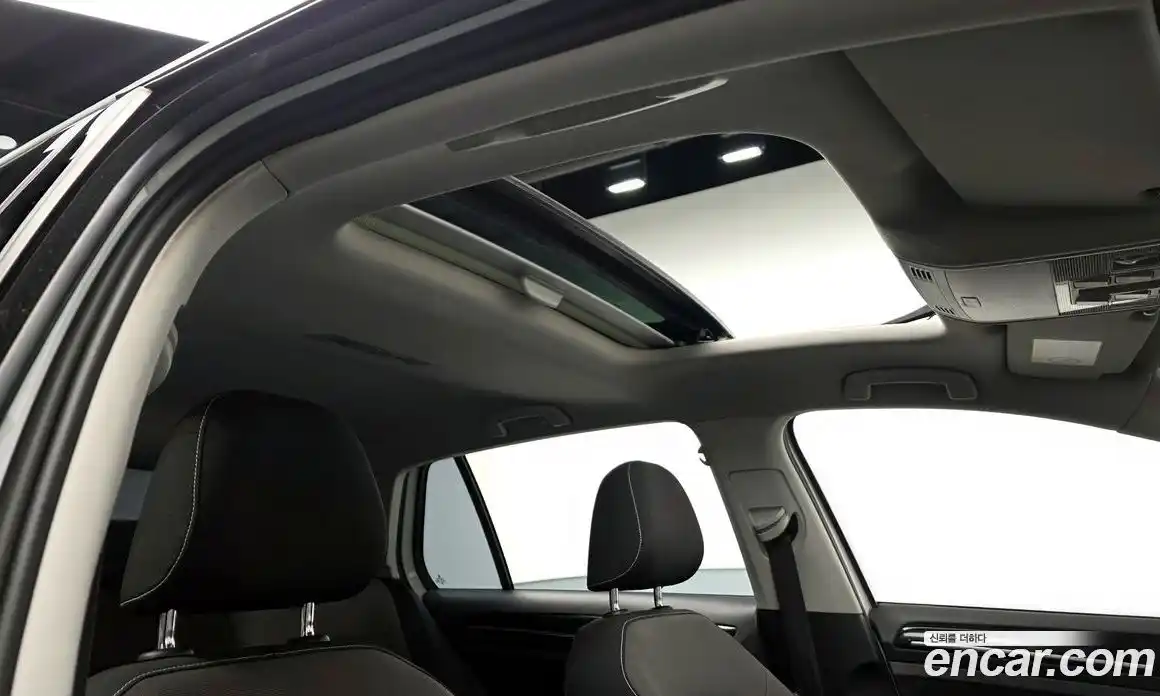 Volkswagen Golf 2016 2.0 Автомат в Москве № 277361, фото 16