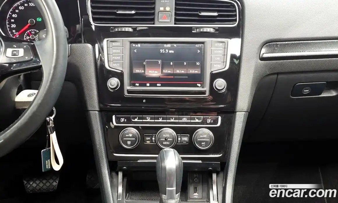 Volkswagen Golf 2016 2.0 Автомат в Москве № 277361, фото 19