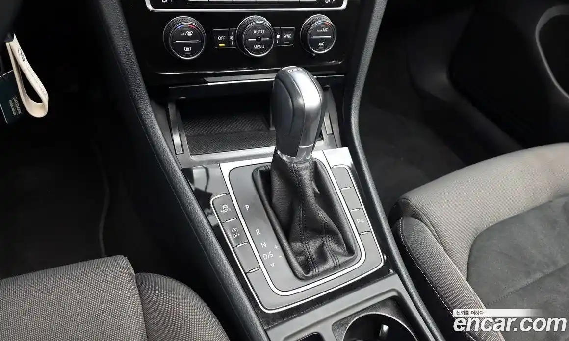 Volkswagen Golf 2016 2.0 Автомат в Москве № 277361, фото 2