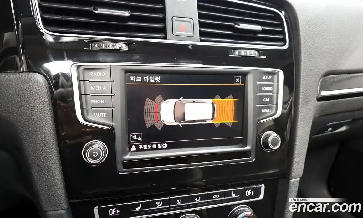 Volkswagen Golf 2016 2.0 Автомат в Москве № 277361, фото 10