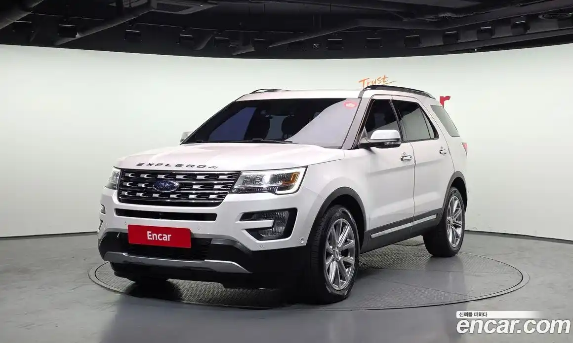 Ford Explorer 2017 2.3 Автомат в Москве № 281293, фото 7