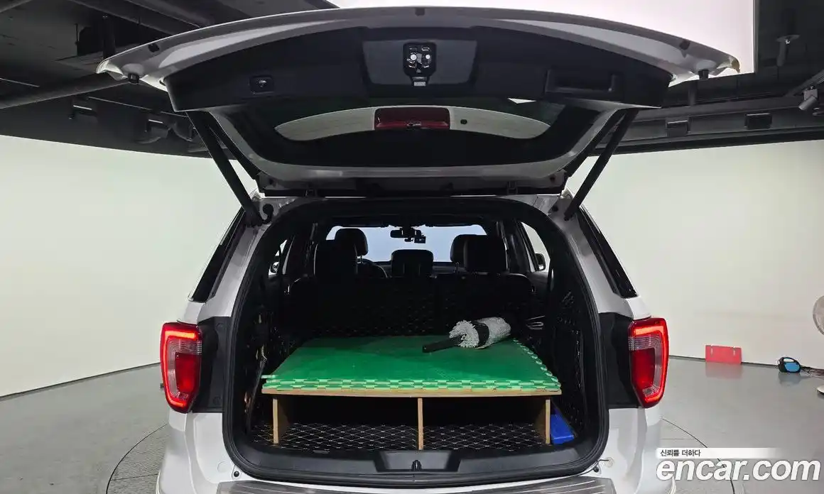 Ford Explorer 2017 2.3 Автомат в Москве № 281293, фото 8