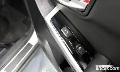 SsangYong Korando 2014 2.0 Автомат в Москве № 28208, миниатюра 9