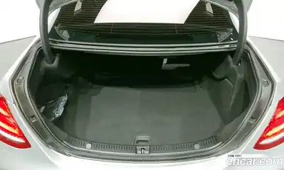 Mercedes-Benz E-Class 2019 2.0 Автомат в Москве № 292168, миниатюра 12