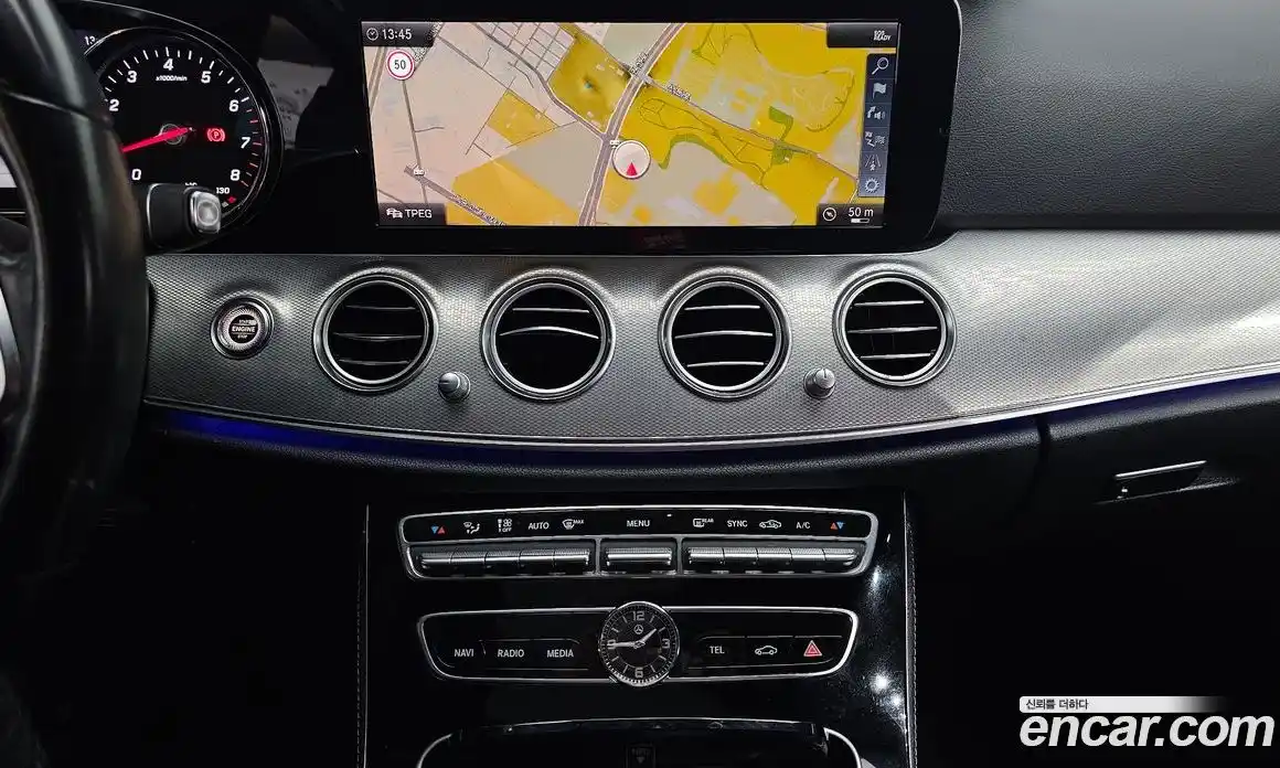 Mercedes-Benz E-Class 2019 2.0 Автомат в Москве № 292168, фото 20