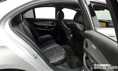 Mercedes-Benz E-Class 2019 2.0 Автомат в Москве № 292168, миниатюра 9
