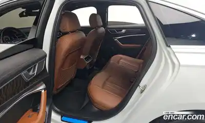 Audi A6 2023 2.0 Автомат в Москве № 292965, миниатюра 9