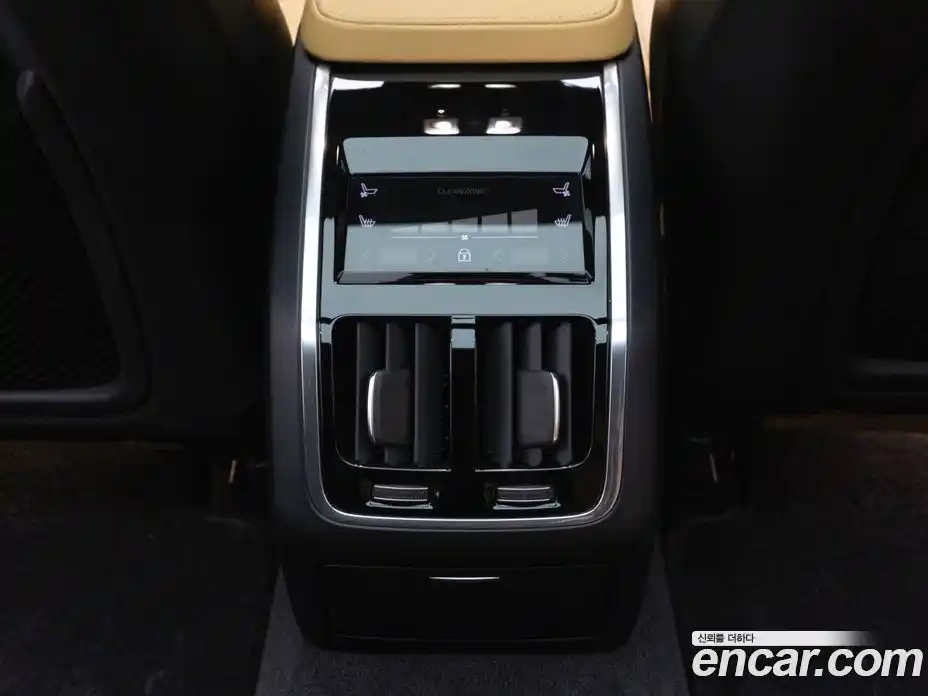 Volvo S90 2024 2.0 Автомат в Москве № 293936, фото 16