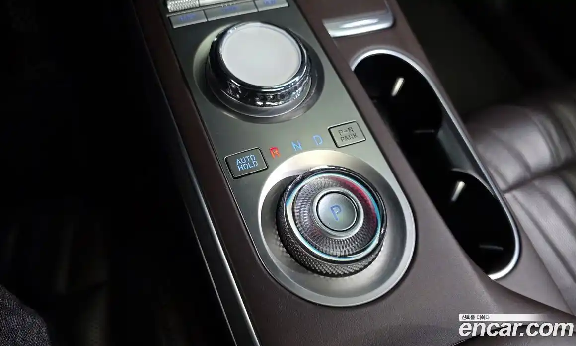 Genesis GV70 2021 2.5 Автомат в Москве № 299253, фото 11