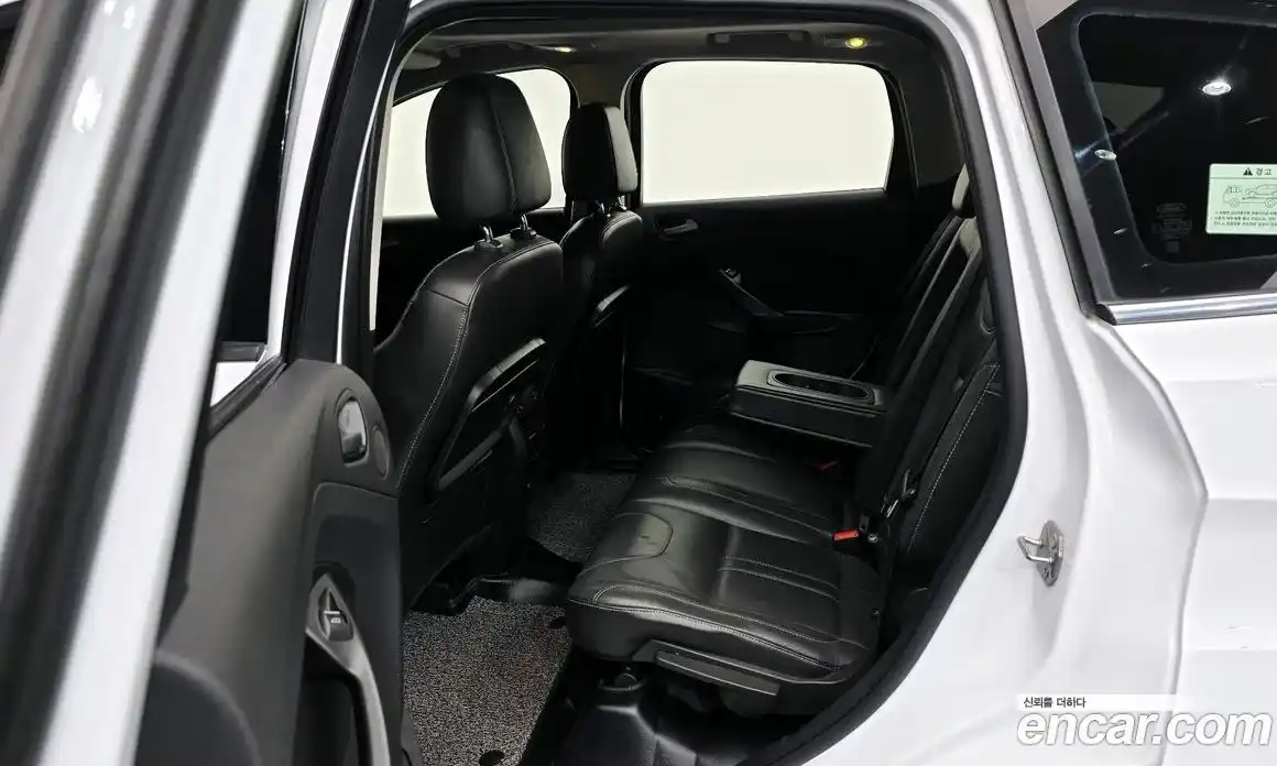 Ford Kuga 2016 2.0 Автомат в Москве № 303715, фото 3