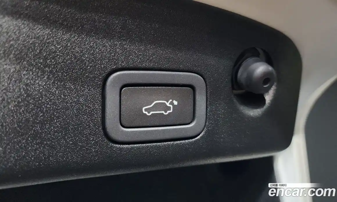 Jaguar XJ 2015 3.0 Автомат в Москве № 304954, фото 13