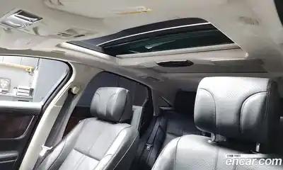 Jaguar XJ 2015 3.0 Автомат в Москве № 304954, миниатюра 3