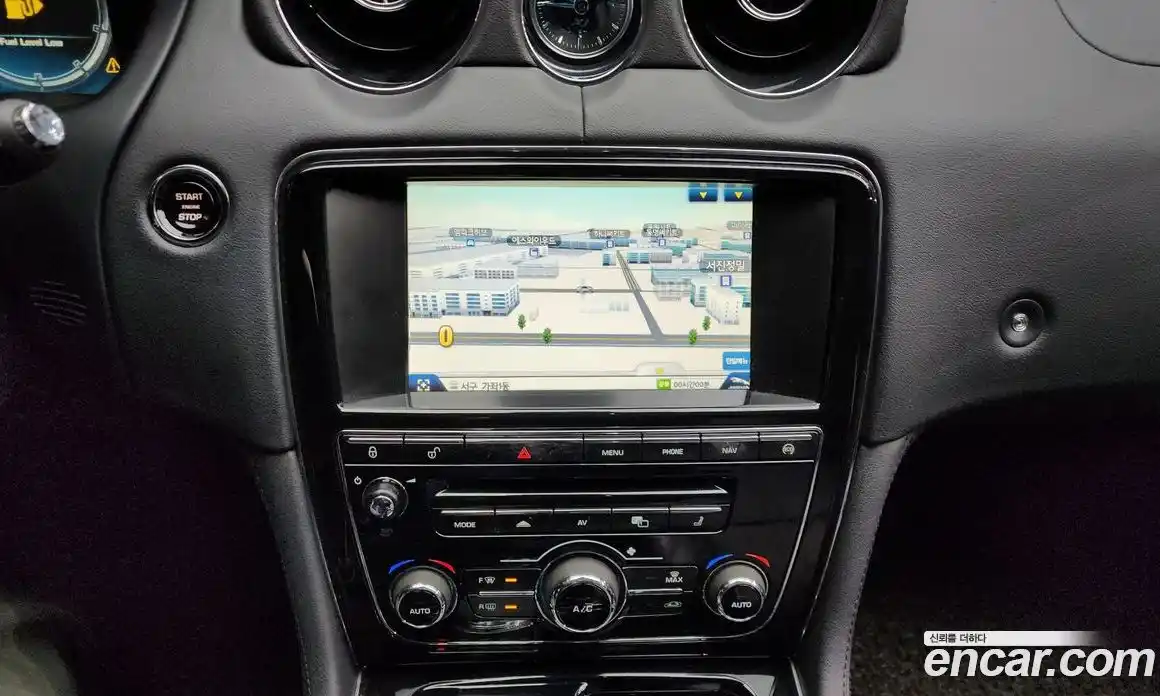 Jaguar XJ 2015 3.0 Автомат в Москве № 304954, фото 6