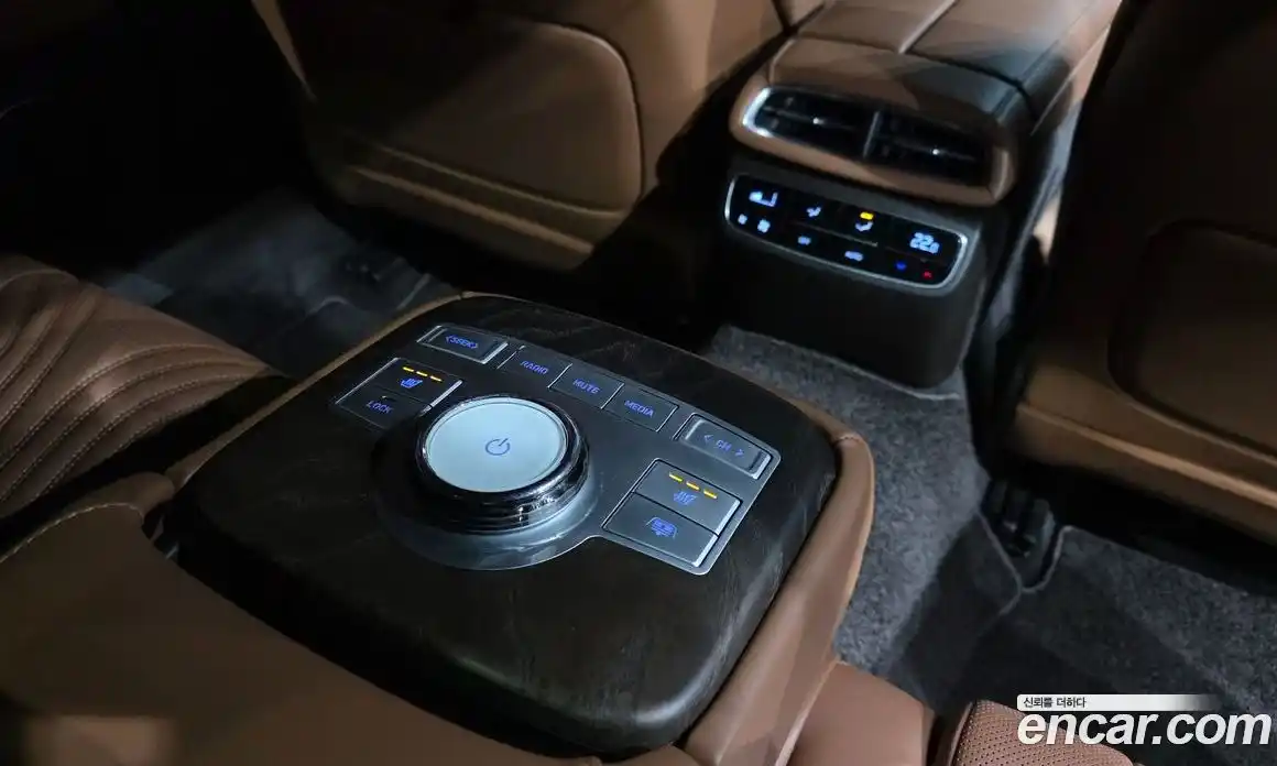 Genesis G80 2024 2.5 Автомат в Москве № 308715, фото 17