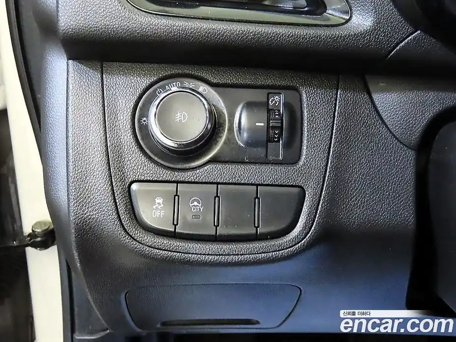 Chevrolet Spark 2016 1.0 Автомат в Москве № 315779, фото 15