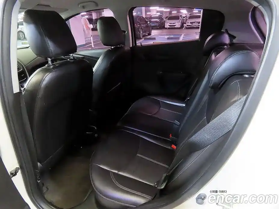 Chevrolet Spark 2016 1.0 Автомат в Москве № 315779, фото 17