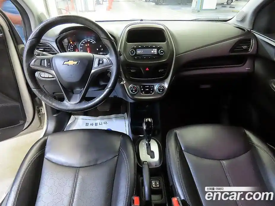 Chevrolet Spark 2016 1.0 Автомат в Москве № 315779, фото 7