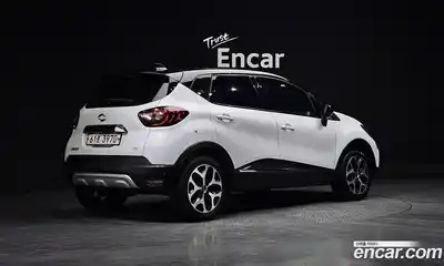 Renault QM3 2019 1.5 Автомат в Москве № 317338, миниатюра 12