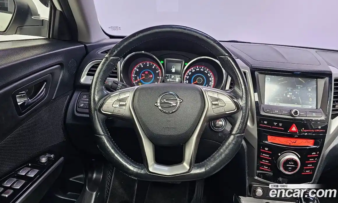 SsangYong TIBOLI 2016 1.6 Автомат в Москве № 31895, фото 16