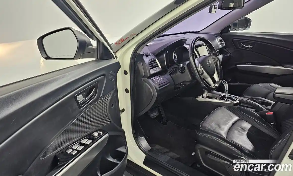 SsangYong TIBOLI 2016 1.6 Автомат в Москве № 31895, фото 17