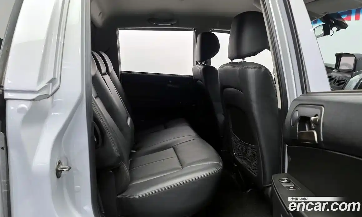 SsangYong Korando 2015 2.0 Автомат в Москве № 31924, фото 14