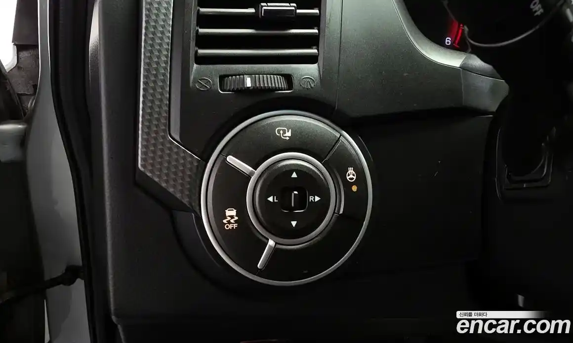 SsangYong Korando 2015 2.0 Автомат в Москве № 31924, фото 16