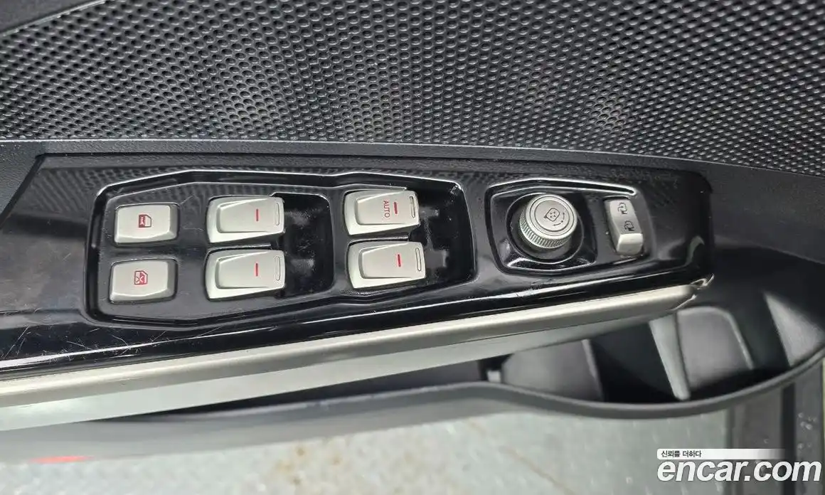 SsangYong TIBOLI 2015 1.6 Автомат в Москве № 33414, фото 5