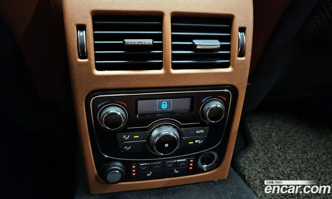 Jaguar XF 2017 3.0 Автомат в Москве № 335802, фото 16