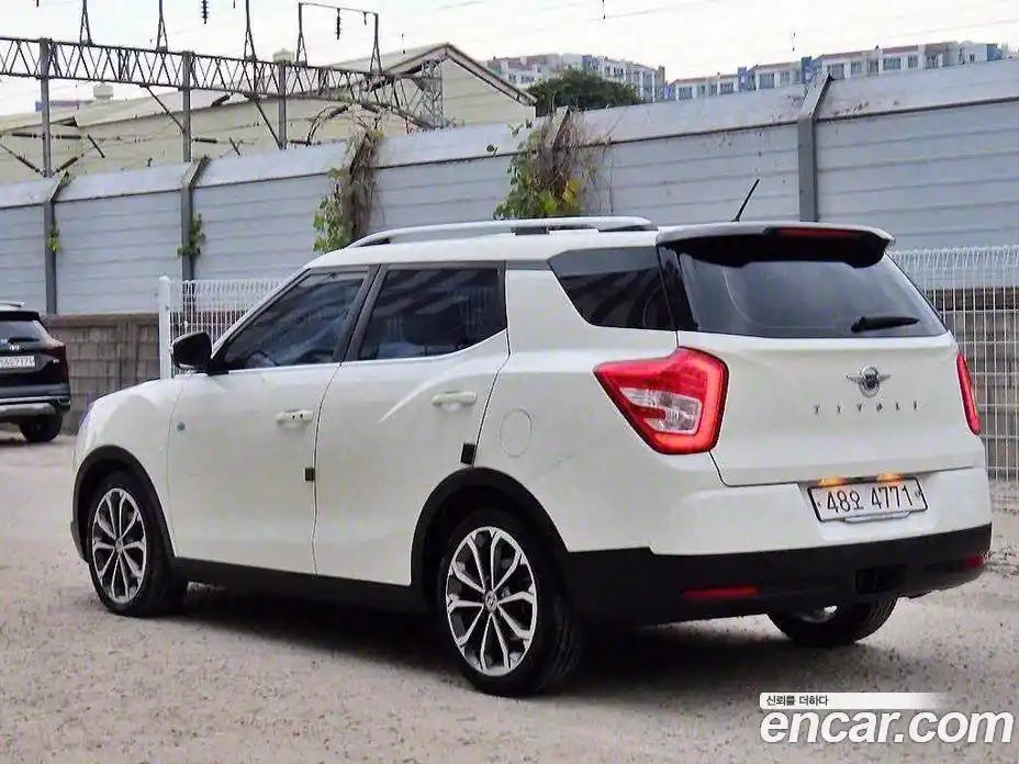 SsangYong TIBOLI 2017 1.6 Автомат в Москве № 34578, фото 3